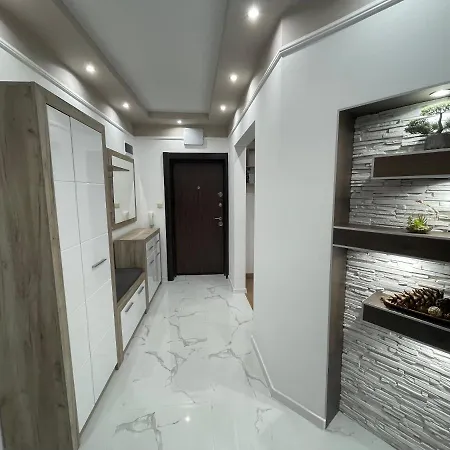 Deluxe Karina-free Parking Apartamento