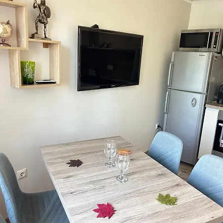 Deluxe Karina-free Parking Burgas