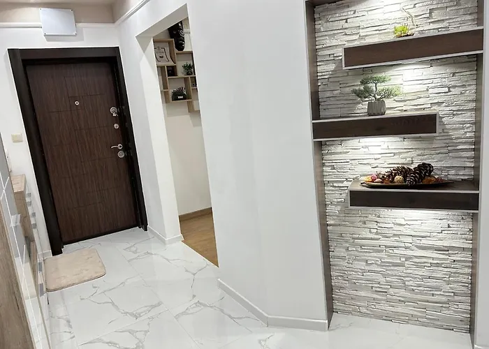 Deluxe Karina-free Parking Apartment *