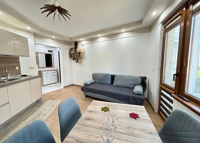 Deluxe Karina-free Parking Burgas