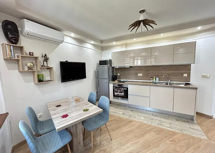 Deluxe Karina-free Parking *